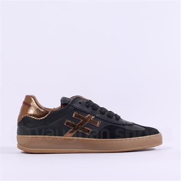 Another Trend Iconic II Gumsole Trainer - Dark Gold